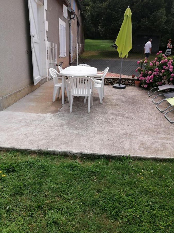 Gite En Brenne Les Chenes Merigny Exteriör bild